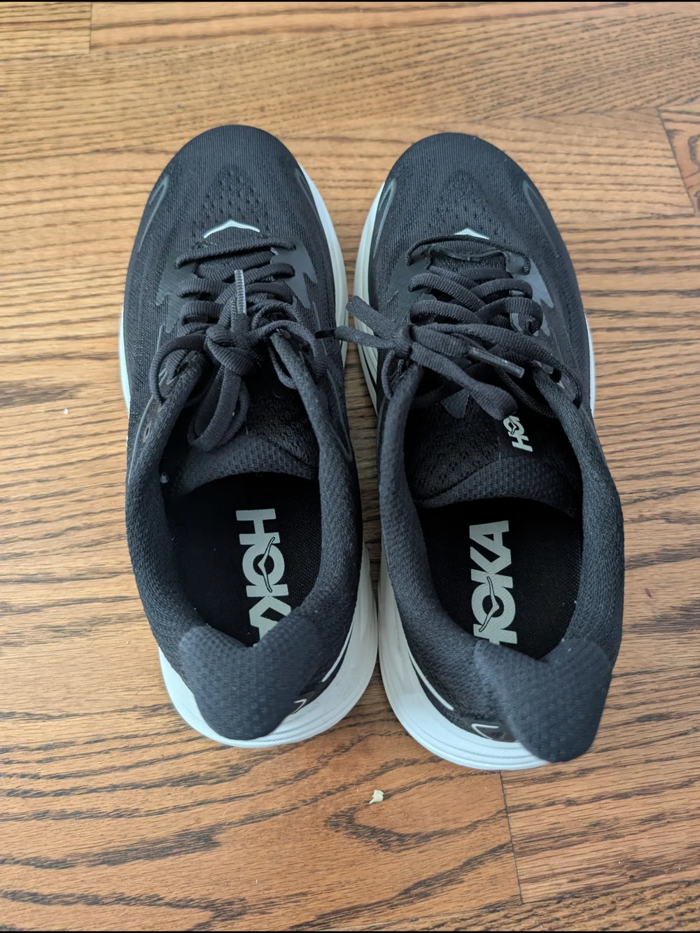 HOKA Clifton 10